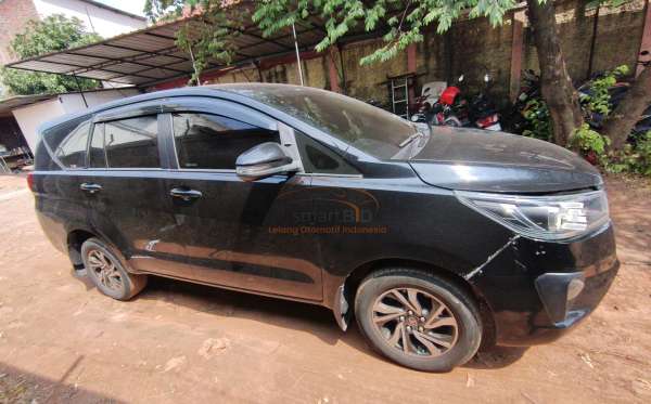 TOYOTA INNOVA 2.4 G