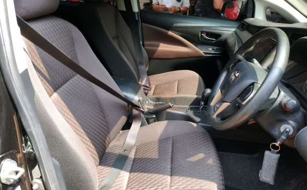 TOYOTA INNOVA 2.4 G