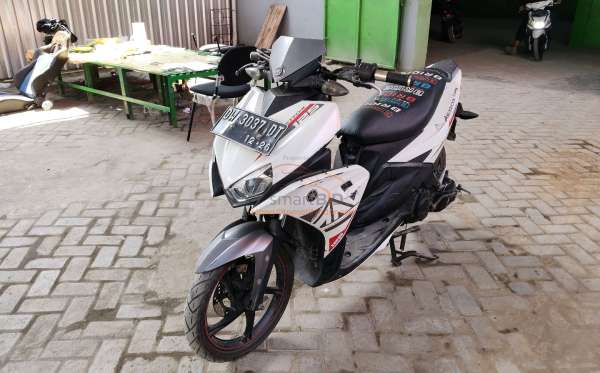 YAMAHA  AEROX 125