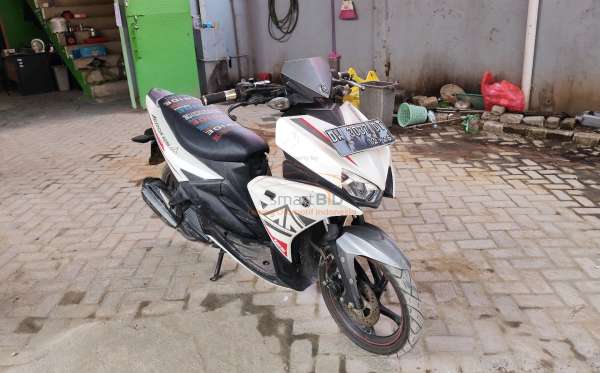 YAMAHA  AEROX 125