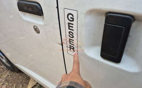 DAIHATSU GRAN MAX BLIND VAN