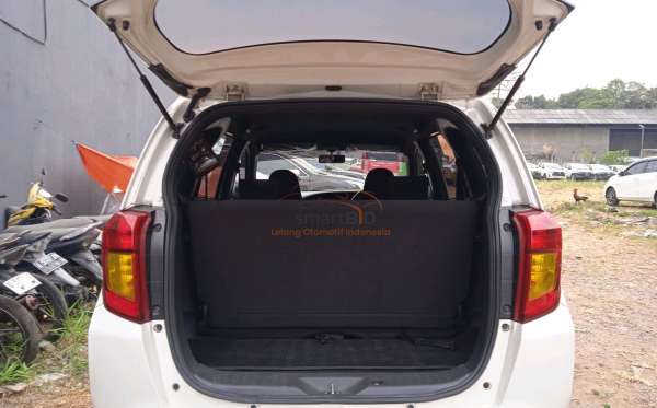 DAIHATSU SIGRA D