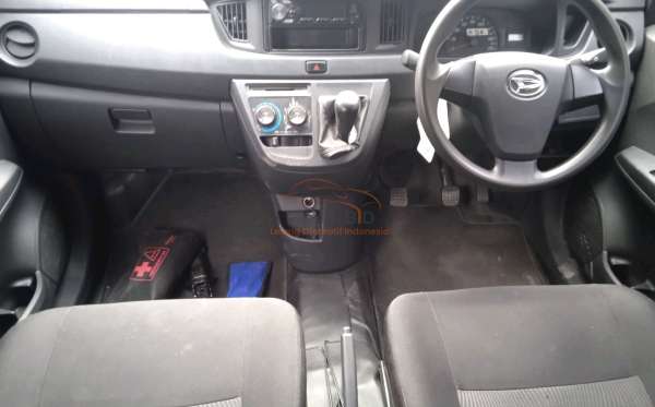 DAIHATSU SIGRA D