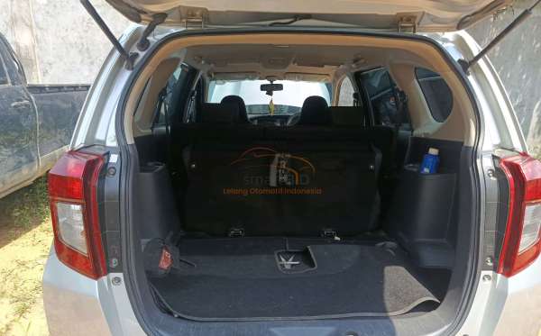 DAIHATSU SIGRA