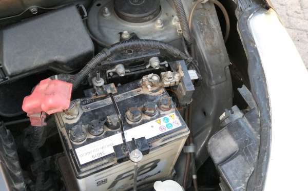 DAIHATSU SIGRA R