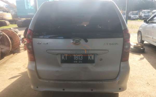DAIHATSU XENIA