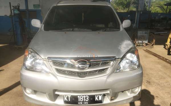 DAIHATSU XENIA