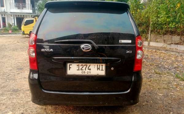 DAIHATSU  XENIA