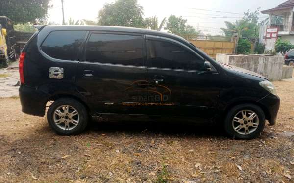 DAIHATSU  XENIA