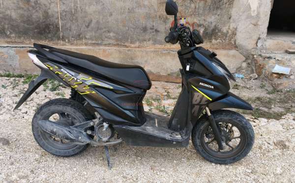 HONDA  BEAT STREET