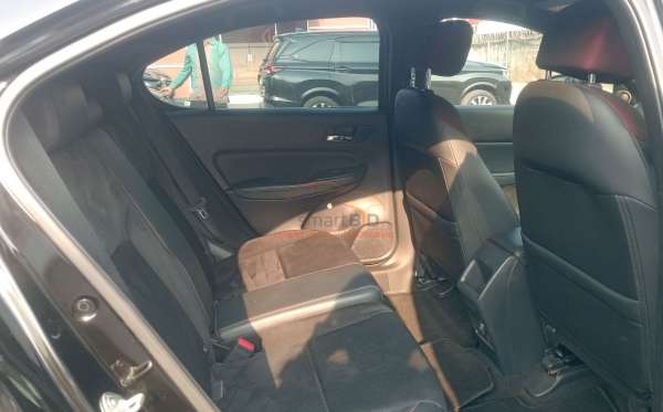HONDA CITY HB 1.5 RS AT