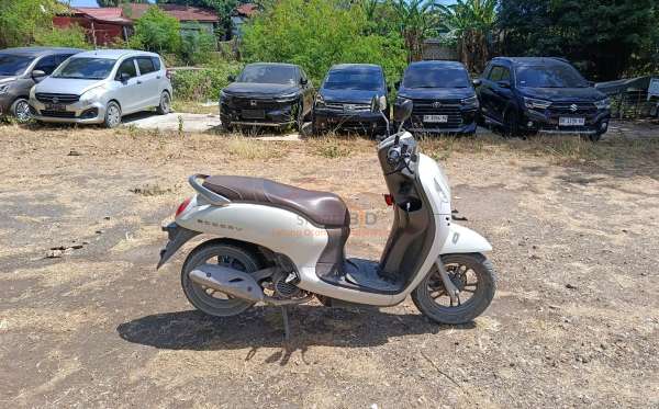 HONDA SCOOPY