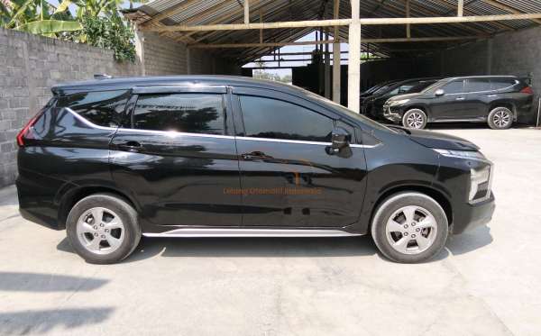 MITSUBISHI XPANDER