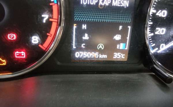 MITSUBISHI XPANDER