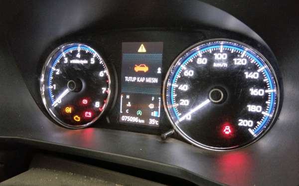 MITSUBISHI XPANDER