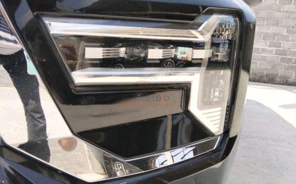 MITSUBISHI XPANDER