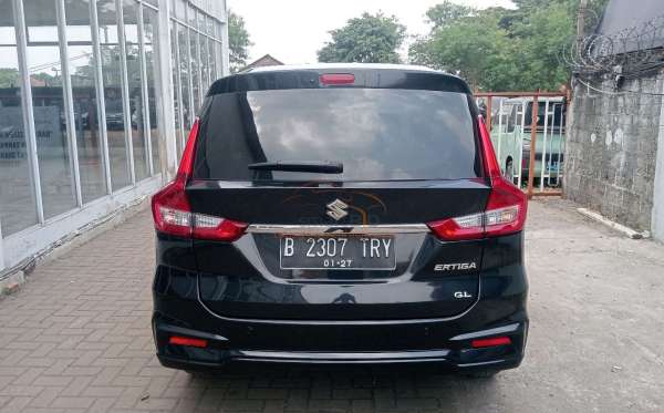 SUZUKI ERTIGA GL