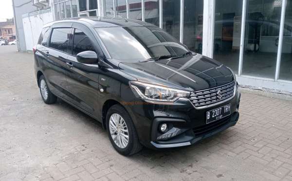 SUZUKI ERTIGA GL