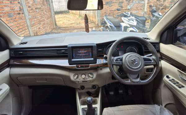 SUZUKI ERTIGA GX