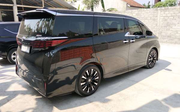 TOYOTA ALPHARD 2.5 G