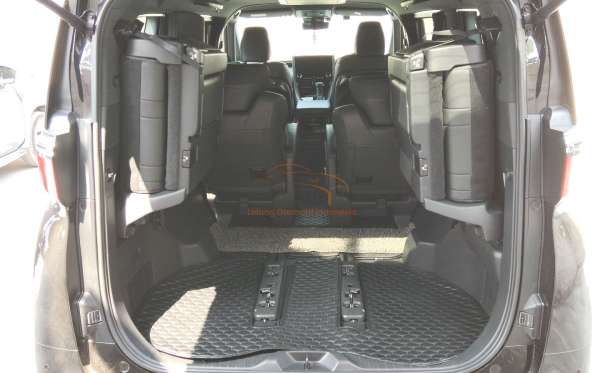 TOYOTA ALPHARD 2.5 G
