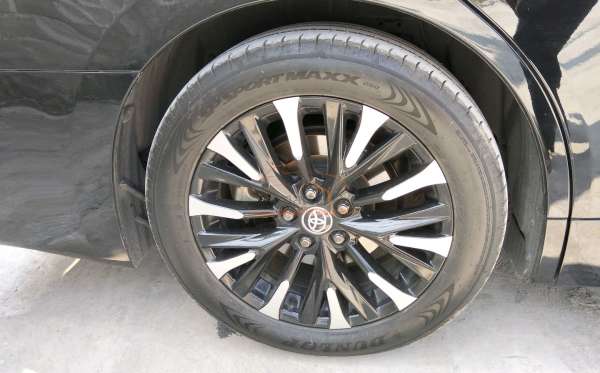 TOYOTA ALPHARD 2.5 G