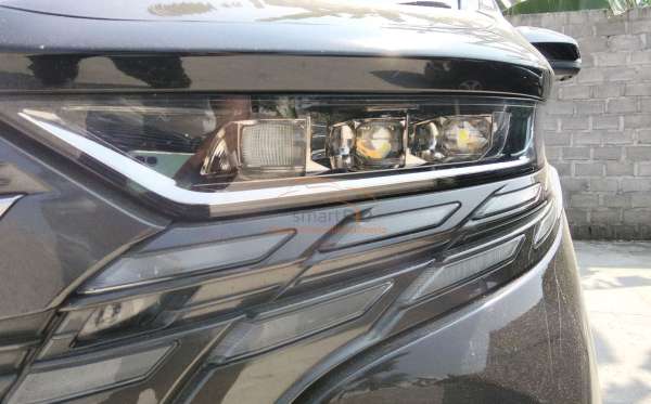 TOYOTA ALPHARD 2.5 G