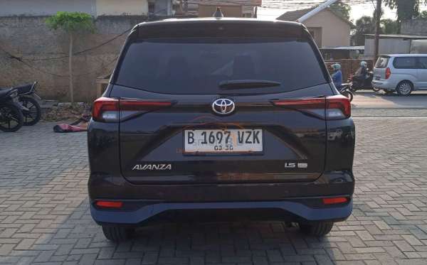 TOYOTA AVANZA 1.5 G