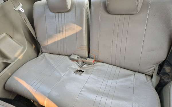 TOYOTA AVANZA G