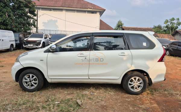 TOYOTA AVANZA G