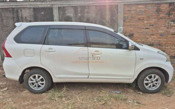 TOYOTA AVANZA G