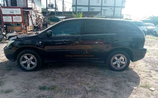 TOYOTA HARRIER 3.0