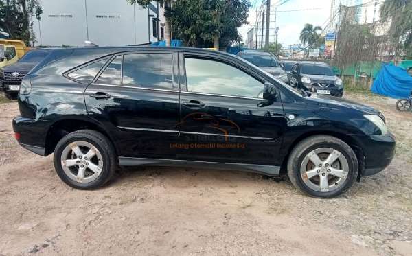 TOYOTA HARRIER 3.0