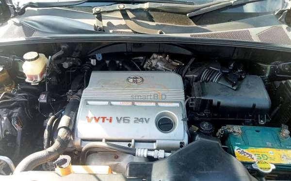 TOYOTA HARRIER 3.0