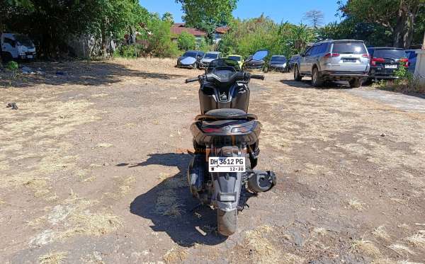 YAMAHA NMAX 155