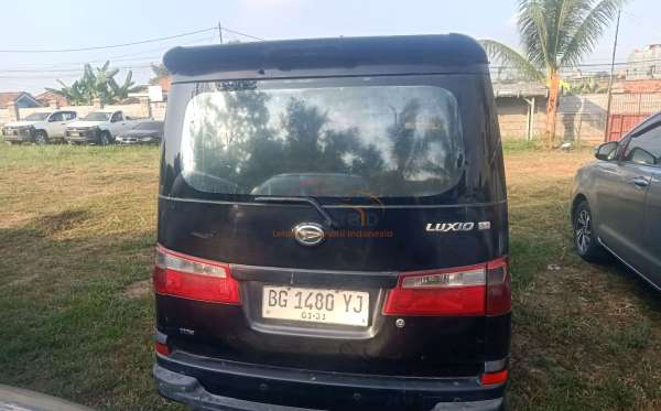 DAIHATSU LUXIO M
