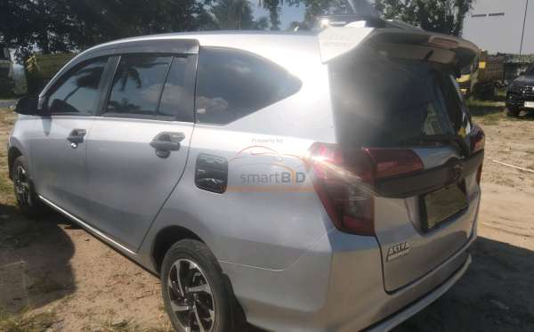 DAIHATSU SIGRA
