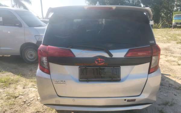 DAIHATSU SIGRA