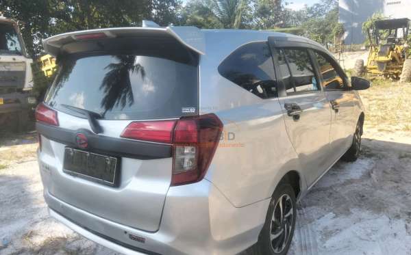DAIHATSU SIGRA