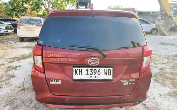 DAIHATSU SIGRA M