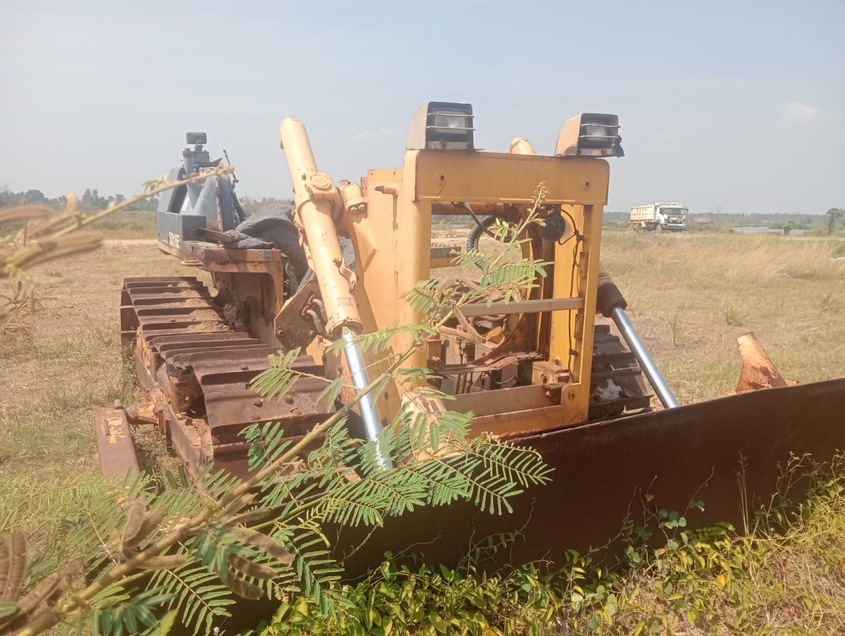SHANTUI DOZER  SD16 E
