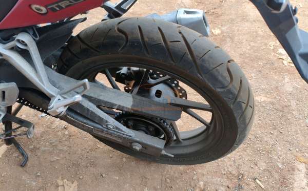 HONDA CB 150 R