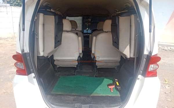 HONDA FREED GB3 1.5 E