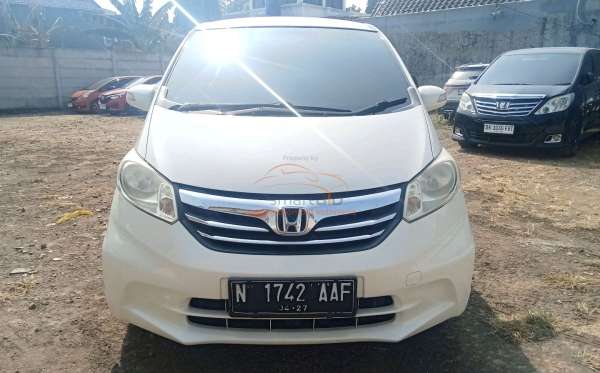 HONDA FREED GB3 1.5 E