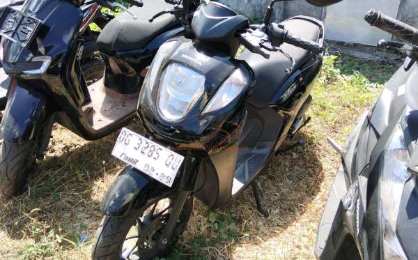 HONDA  GENIO