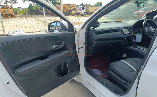 HONDA  HRV  RU5 1.8 RS