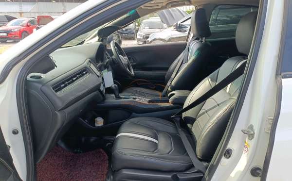 HONDA  HRV  RU5 1.8 RS
