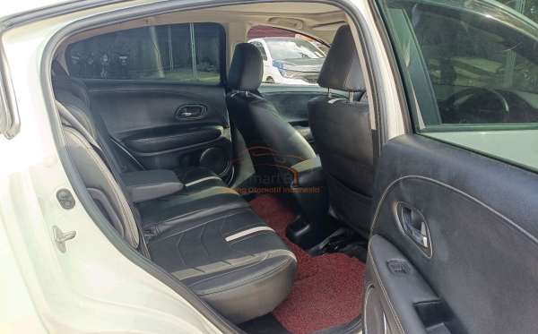 HONDA  HRV  RU5 1.8 RS