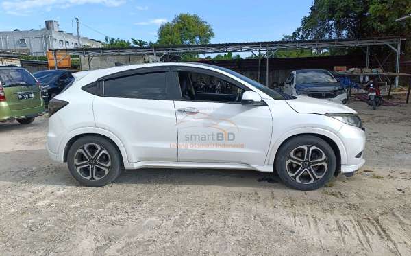 HONDA  HRV  RU5 1.8 RS
