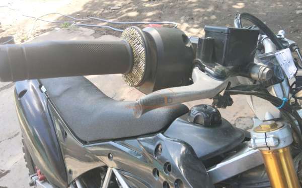 KAWASAKI KLX 150